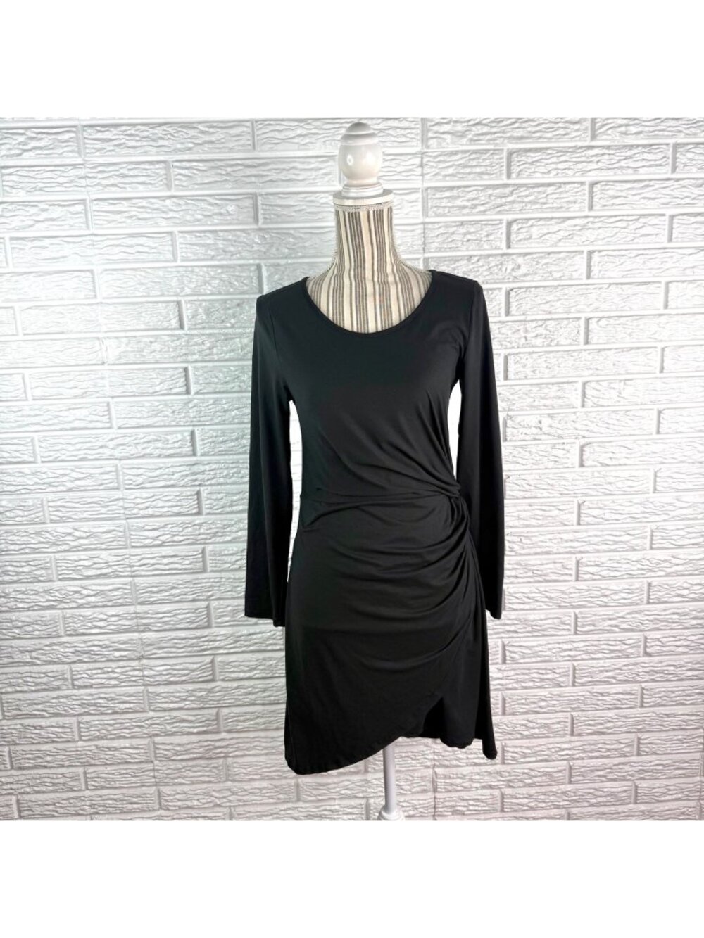 12pm by Mon Ami Black Long Sleeve Ruched Knit Dress Size Small Wrap Style Drape